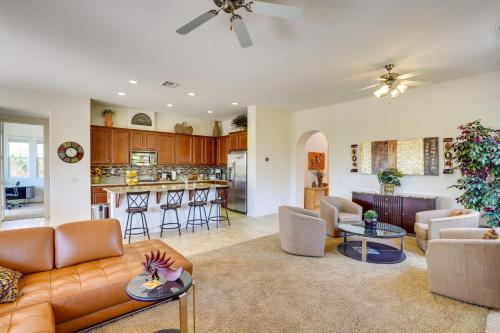 Sunny Palm Desert Home - Swim, Golf and Relax! in Palm Desert, USA