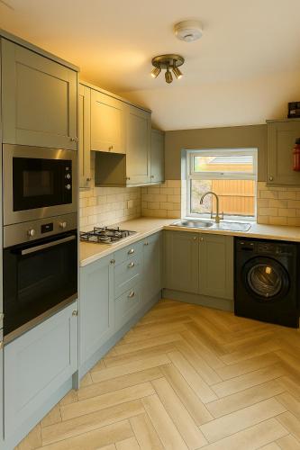 Spacious and cosy 4 Bed House in Beeston – khách sạn tại Beeston Central