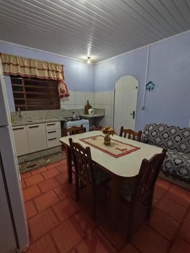 Casa da Suelen na costa doce em Arambaré (Casa da Suelen na costa doce em Arambare) in Arambare