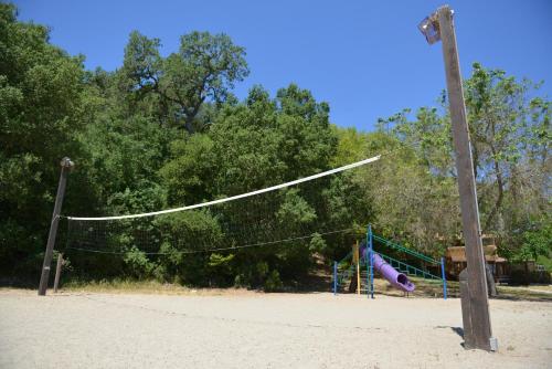 Morgan Hill Camping Resort Cabin 1 in San Martin (CA)