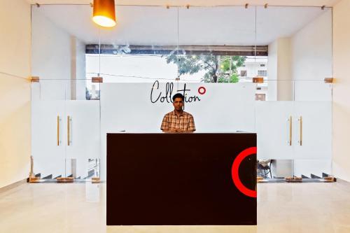 Front desk [24-hour]