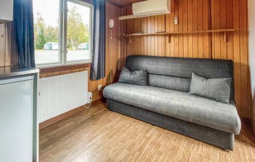 1 Bedroom Lovely Home In Våxtorp (1 Bedroom Lovely Home In Vaxtorp) in Floalt