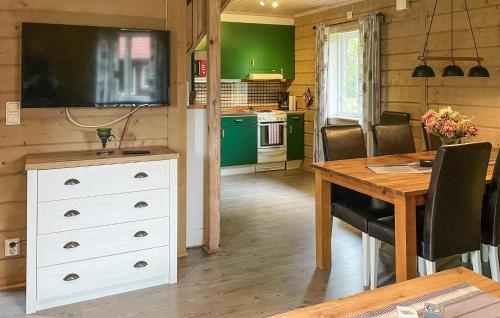 2 Bedroom Stunning Home In Våxtorp (2 Bedroom Stunning Home In Vaxtorp) in Floalt