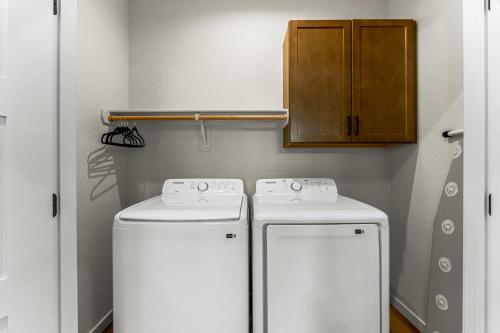 515 S El Paso Unit101 - image 2
