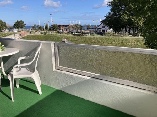 Vier-Jahreszeiten-205-Kiek-oevern-Diek in Dahme