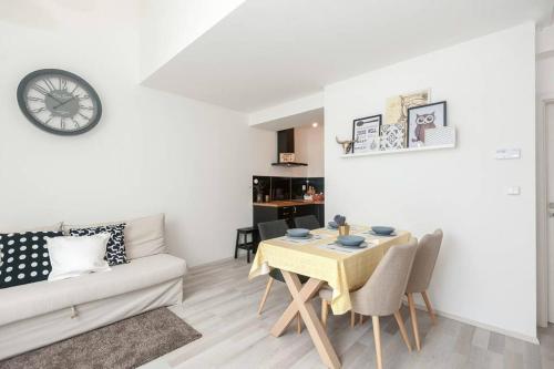 Kent Ridge Loft Sokolska - image 11