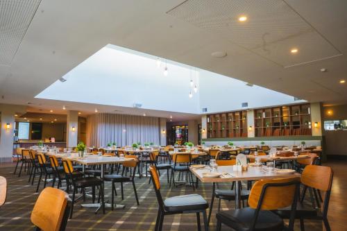 Lockleys Hotel in Henley Beach