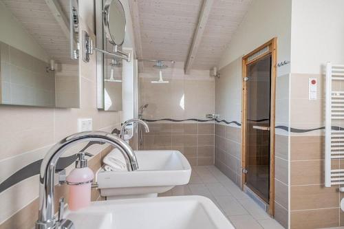 Badkamer, Ferienhaus in Dagebuell im skandinavischen Stil in Dagebull