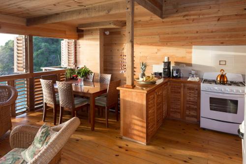 บริการและสิ่งอำนวยความสะดวก, SeaScape on Heavenly Bay in กาสตารา