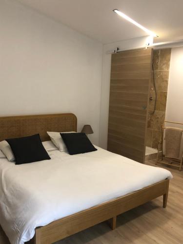 Chambre tout confort 4,5 km von Auriol entfernt