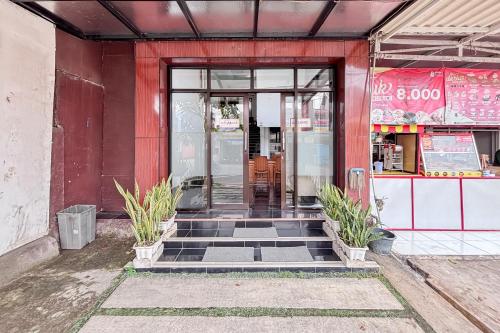 Entrance, RedDoorz near Alun Alun Subang 2 in Subang