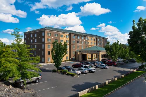 Oxford Suites Spokane