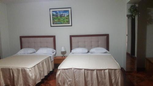 Antares Inn – Lima
