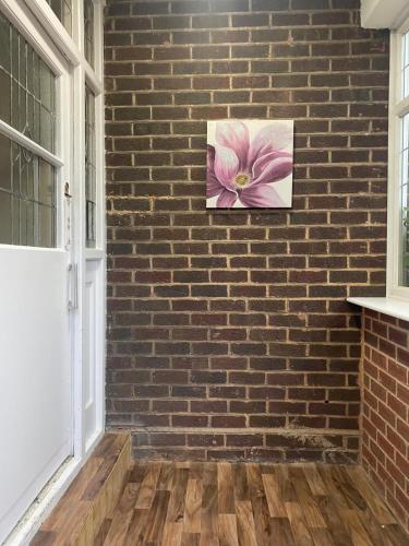 Lodge near Merry Hill Shopping centre in Dudley