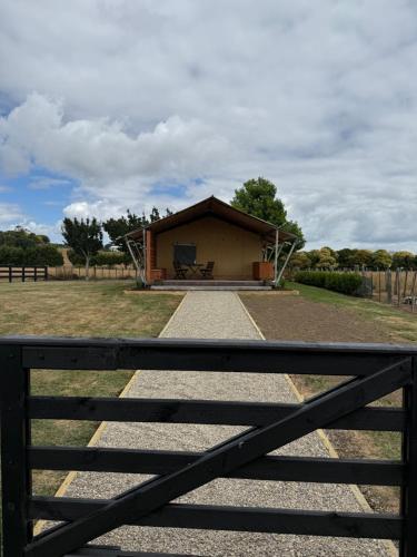 Hidden Valley Glamping in Tūākau