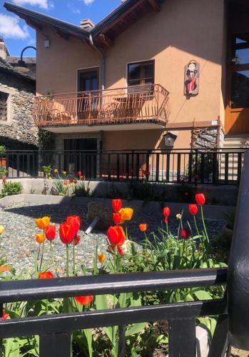 Maemorare - Caratteristico Bilocale in Casetta Indipendente in Challand Saint Anselme