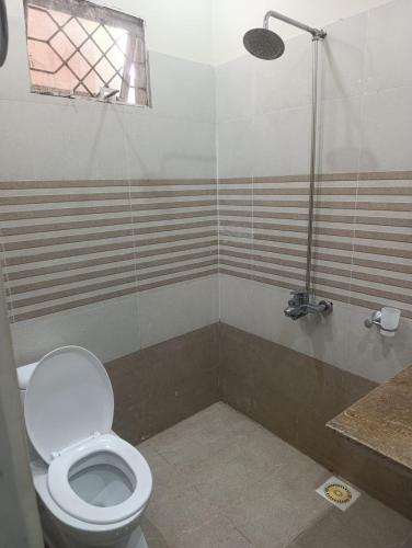 7-Bedroom Vacation Home in Johar Town - image 7