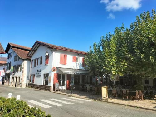 Skats, Gîte Restaurant chez Maritxu (Gite Restaurant chez Maritxu) in Saint Etienne De Baigorri