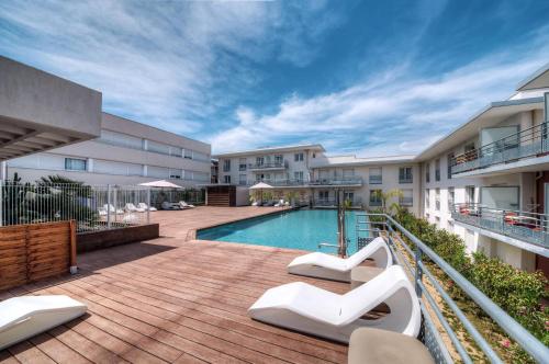 Zenitude Hôtel-Résidences Antibes Le Maestria