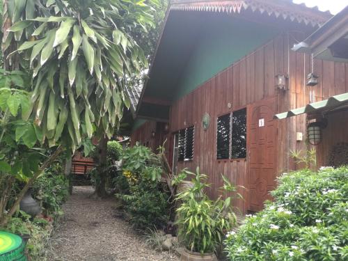 Ever Green Guest House - SHA Plus