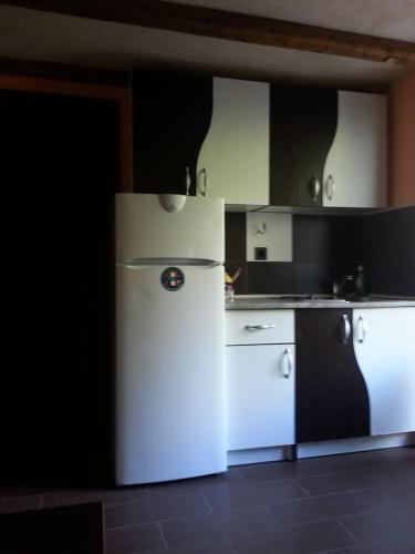 Apartments Lanmari in 里桑