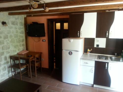 Apartments Lanmari - image 3