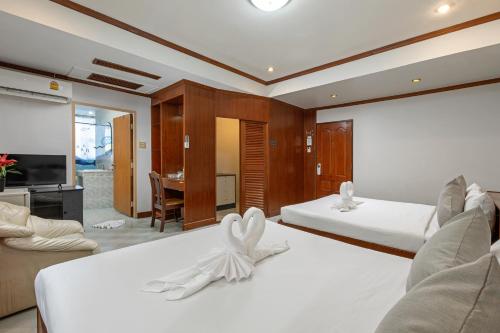 room detail thumbnail 0