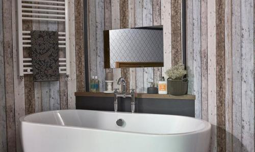 Faciliteter, Whitecliff Bay Holiday Park in Brading