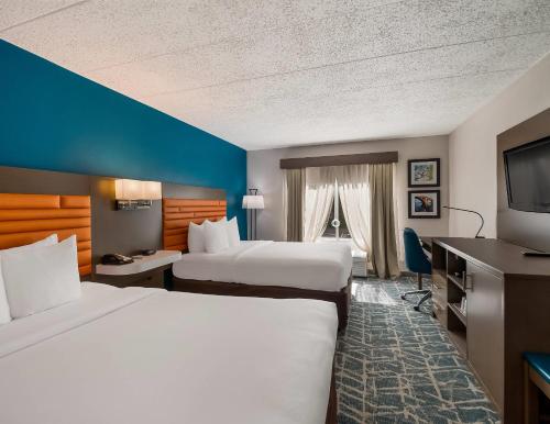 . Comfort Inn Falls Church - Tysons Corner