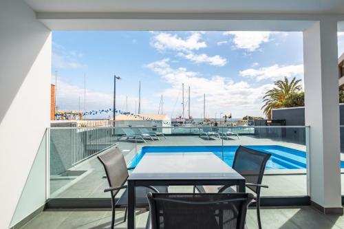 Изглед, Luxury Seafront Escape II in Canical