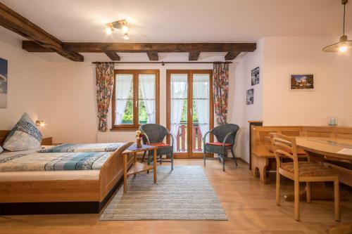 Ferienwohnung Risthof 4 - Apartment - Owingen