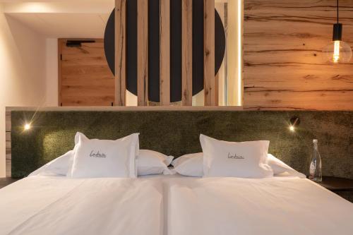 Ladinia Dolomites View - Adults Only Room Type - Queen Suite