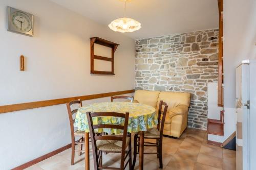  Casa Mary, Ferienwohnung in Prataccio