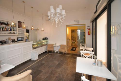 Hotel Gargallo - image 12