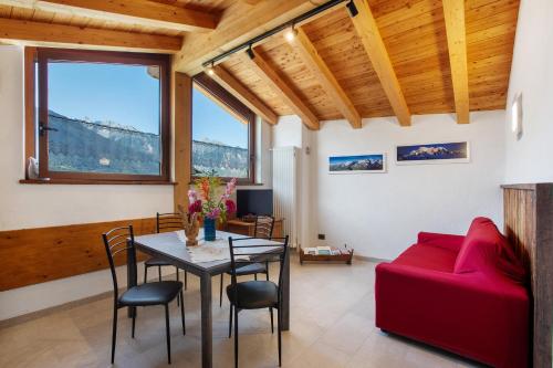 Superior Apartment with City View