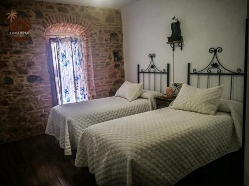 HOTEL RURAL TOCAMPAVI