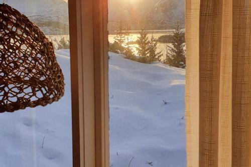 Cabin - Sleeps 6 - Pets Ok - Pato - Parking in Stott