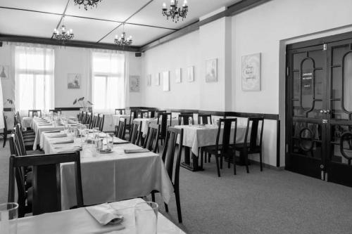 . Hotel CB Royal