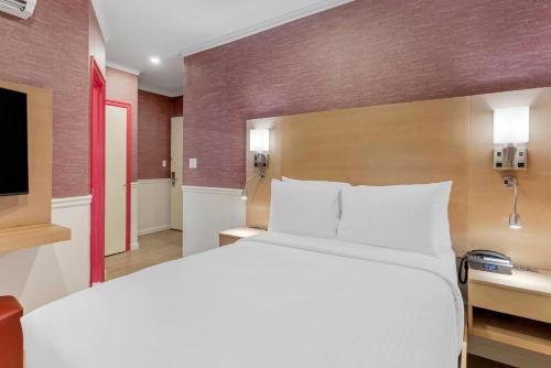 The Mayfair Hotel Times Square, an Ascend Collection – New York, NY