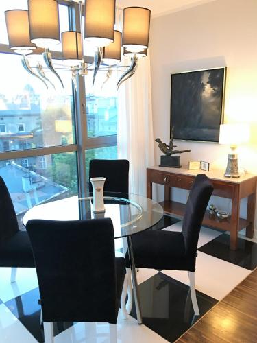 MONDRIAN Luxury Suites & Apartments Krakow Old Town