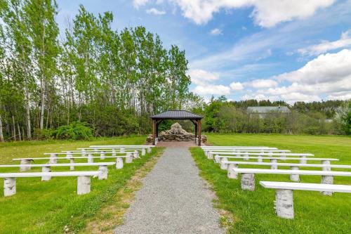 Black Bear Inn and Conference Center - image 2