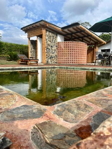 مسبح, Ecohotel Alma in Calarca