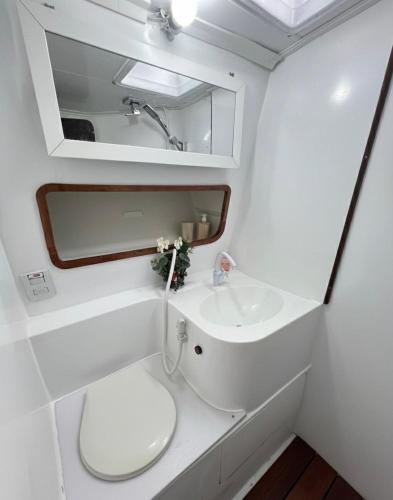 Yacht Luxor in Praia Saco da Capela