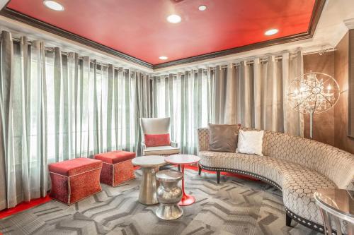 Lobby, Inn at the Peachtrees, an Ascend Collection Hotel in Atlanta (GA)