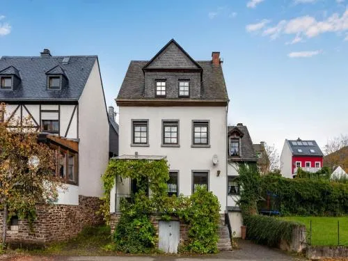 Charmantes Ferienhaus nahe Moselufer in Nehren, Deutschland