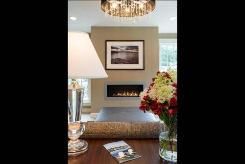 Port Inn & Suites Kennebunk, an Ascend Collection Hotel - Kennebunk