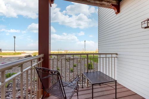 Comfort Suites Canal Park - image 12
