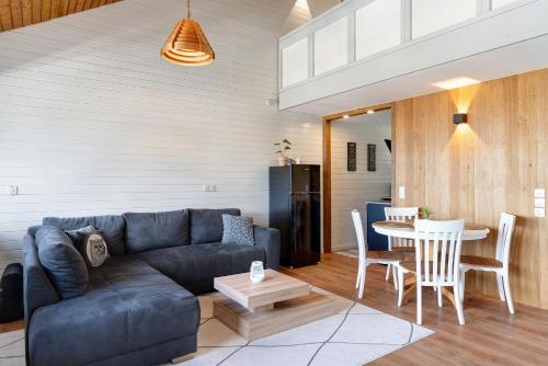 Superior One-Bedroom Apartment with Balcony