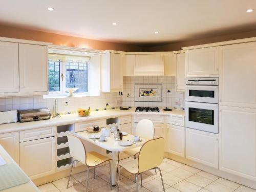 Konyha, Holly Barn in Weston Rhyn