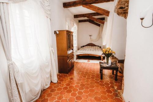 1 double bed